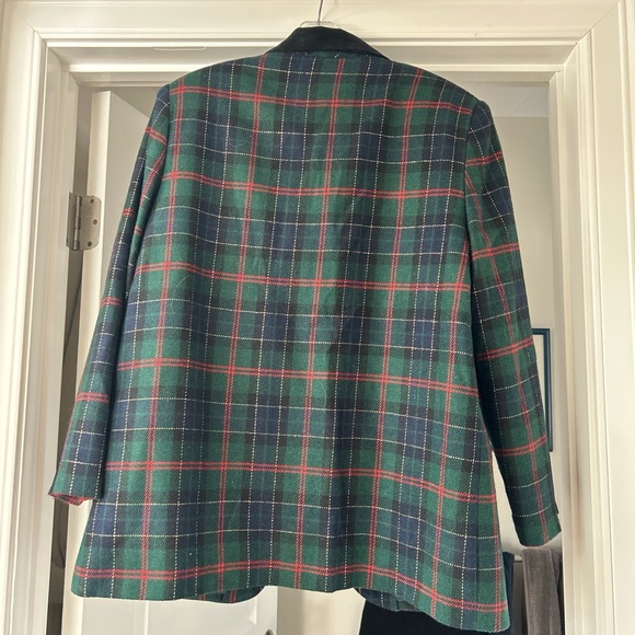 Sag Harbor Green and Red Plaid Blazer - Picture 4 of 5